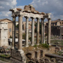 Jaki ustrój jako pierwszy obowiązywał w starożytnym Rzymie?