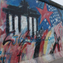 W jakiej grze dodawano kawałek Muru Berlińskiego?